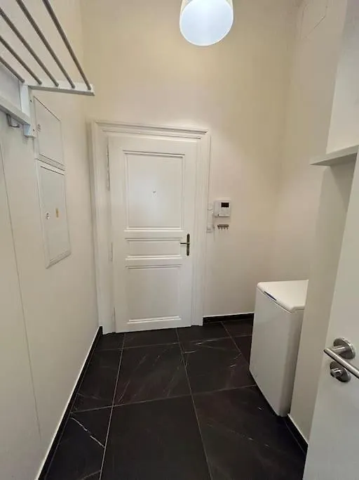 Apt Near Muzeum Prague 1